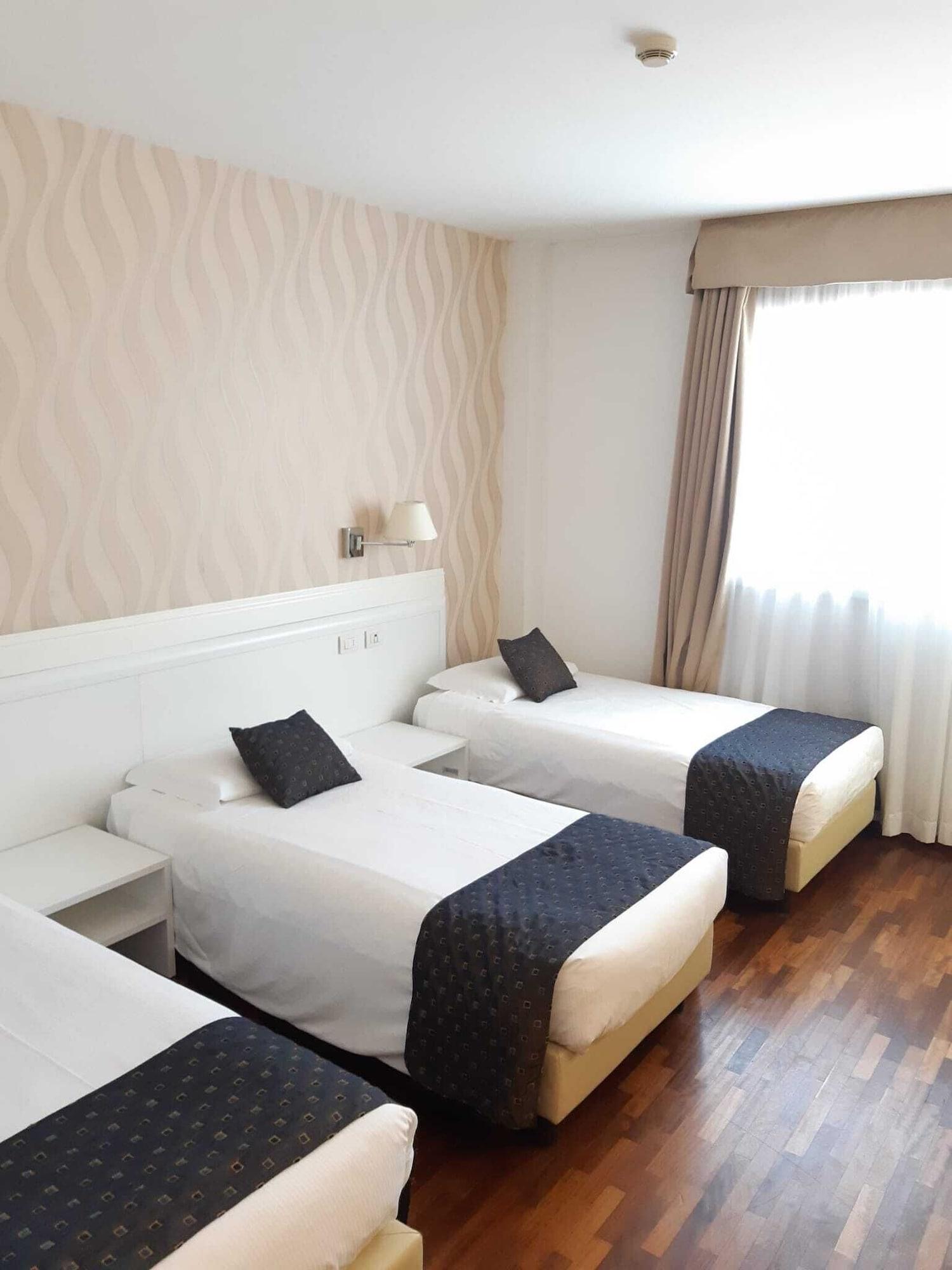 Hotel Datini 4*